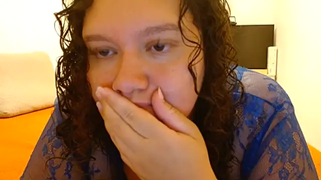 HeidiSanabria online show from 07/14/26, 12:02