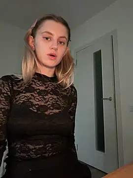 blondiedoll online show from 07/02/26, 03:51