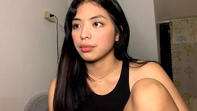 Snapshot of Hazelanne chatting on 07/16/26, 01:17 Hazelanne online show from 07/16/26, 01:17