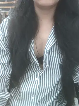 Snapshot of sushmita0 chatting on 07/02/26, 01:39 sushmita0 online show from 07/02/26, 01:39