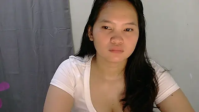 Fhwilloughbyxx online show from 06/26/26, 06:23