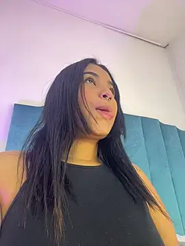 Snapshot of Anto_rossX_ chatting on 06/30/26, 09:27 Anto rossX online show from 06/30/26, 09:27