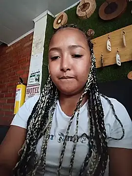 HeLiSa69ebony online show from 07/17/26, 07:08