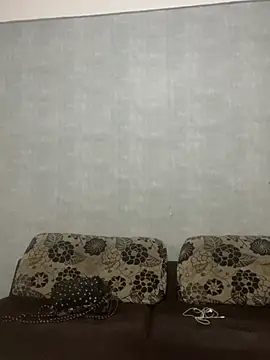 Snapshot of estrellla1 chatting on 08/02/26, 11:36 estrellla1 online show from 08/02/26, 11:36