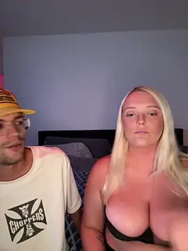 Blondebarbie21 online show from 08/09/26, 12:45