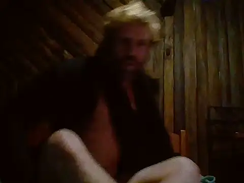 Thiago model online show from 06/23/26, 08:12
