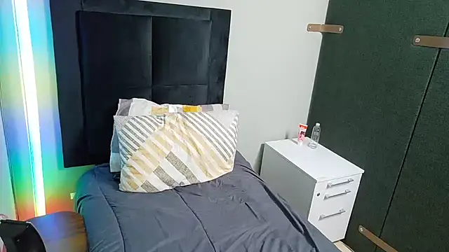 SpicedDove online show from 07/20/26, 12:18