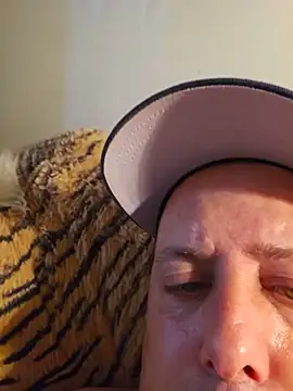 heterohotguy78 online show from 06/20/26, 07:27