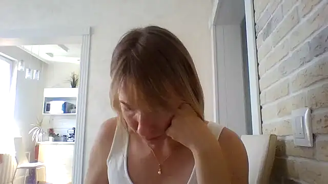 Snapshot of Deloriada chatting on 06/29/26, 08:09 Deloriada online show from 06/29/26, 08:09