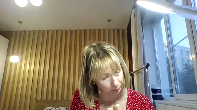 Snapshot of Deloriada chatting on 07/12/26, 02:52 Deloriada online show from 07/12/26, 02:52