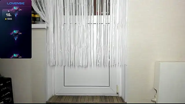 Snapshot of kelly_copperfield chatting on 12/14/24, 04:42 kelly copperfield online show from 12/14/24, 04:42