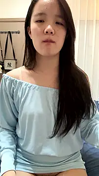 Snapshot of AngelKissed- chatting on 07/14/26, 03:18 AngelKissed- online show from 07/14/26, 03:18
