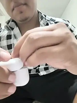 Boy zi online show from 07/09/26, 12:48