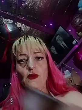 karolaiin 333 online show from 07/02/26, 10:27