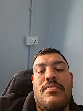 Snapshot of AjAj1985 chatting on 07/18/26, 02:32 AjAj1985 online show from 07/18/26, 02:32
