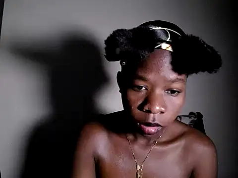 MaliciaRose online show from 06/25/26, 03:16