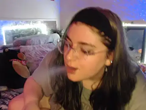 starfucker420XO online show from 07/07/26, 06:47