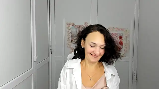 OliviaKateee online show from 07/19/26, 06:17