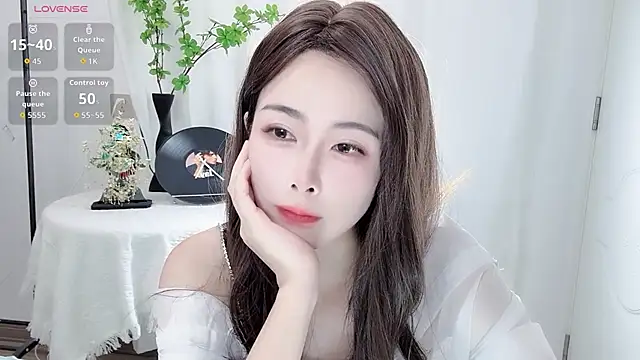 Snapshot of Guokoi chatting on 06/26/26, 03:33 Guokoi online show from 06/26/26, 03:33