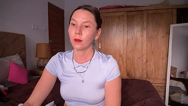 kittycat4you online show from 12/30/24, 10:10