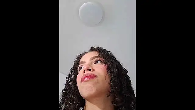 Pineappleflipped online show from 08/02/26, 02:32