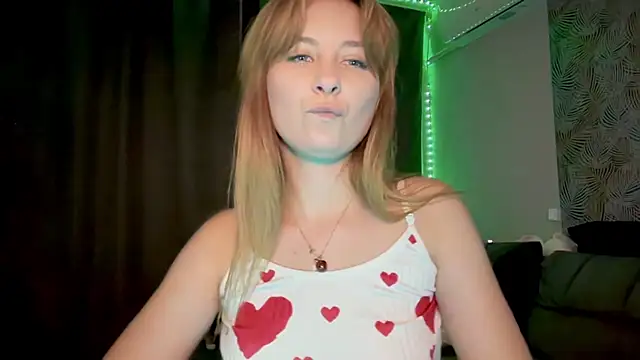 Luna Kissss online show from 07/16/26, 07:31