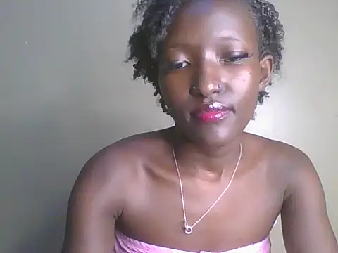 Snapshot of Keilay chatting on 07/04/26, 07:36 Keilay online show from 07/04/26, 07:36