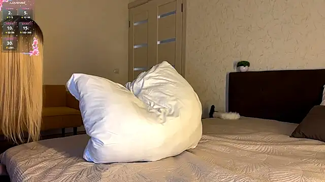 AlinaTeaseX online show from 08/07/26, 03:25