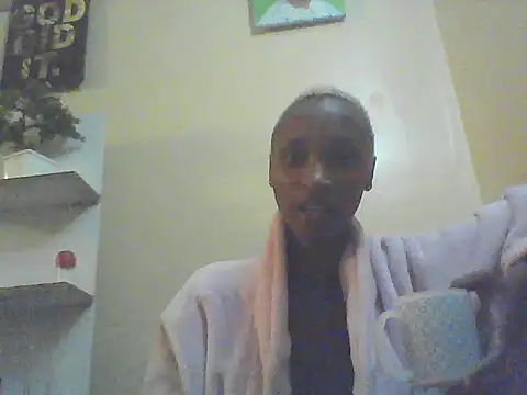Snapshot of Queen_tash chatting on 07/01/26, 04:25 Queen tash online show from 07/01/26, 04:25