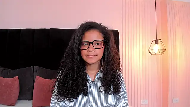 estefa rose online show from 07/06/26, 04:20