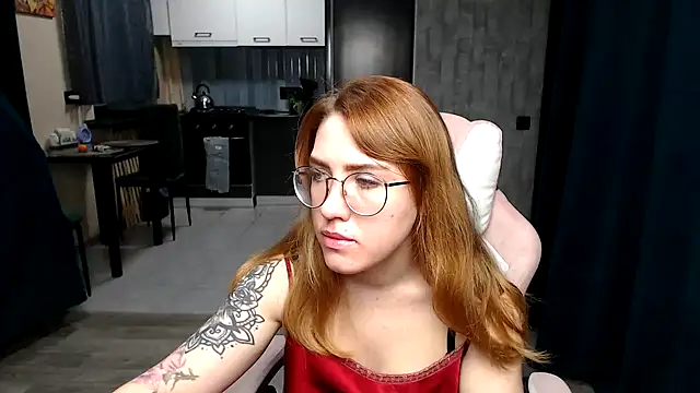 Reginasmilee online show from 11/23/25, 01:38