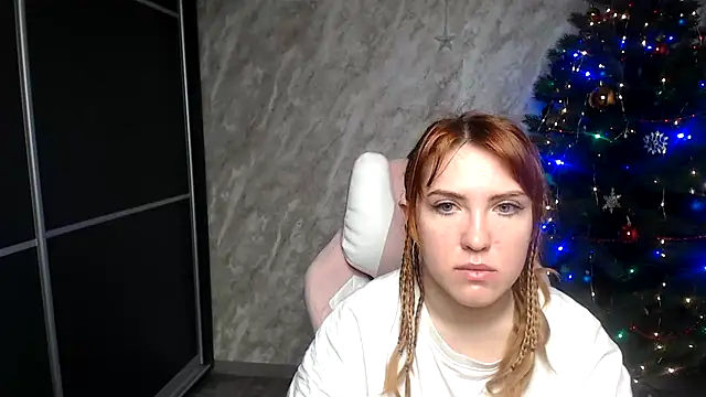 Reginasmilee online show from 01/10/26, 12:56