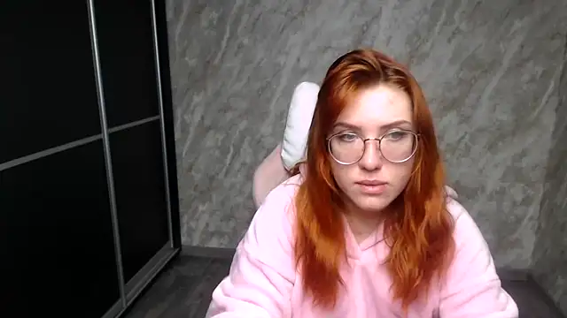 Reginasmilee online show from 02/02/26, 01:04