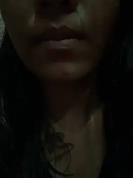 SHANAYA-HOT online show from 06/25/26, 08:30