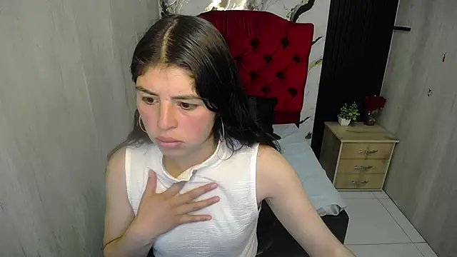 Snapshot of lyssa_blue chatting on 06/30/26, 12:06 lyssa blue online show from 06/30/26, 12:06