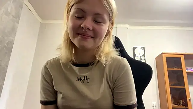 Jeneienal 1 online show from 07/29/26, 02:26