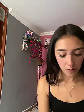 NickiCute  online show from 07/16/26, 09:32