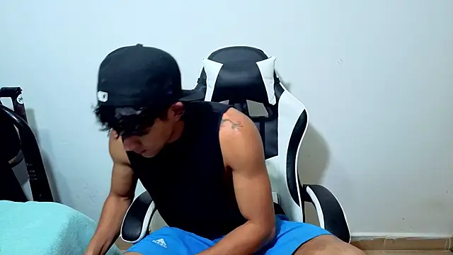 Noah  Dick online show from 08/07/26, 01:29
