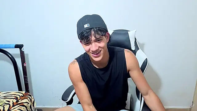 Noah  Dick online show from 08/08/26, 06:48
