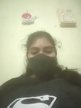 Snapshot of Cute-girlyy chatting on 07/12/26, 09:33 Cute-girlyy online show from 07/12/26, 09:33
