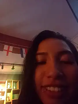 VioletR osse online show from 07/04/26, 12:06