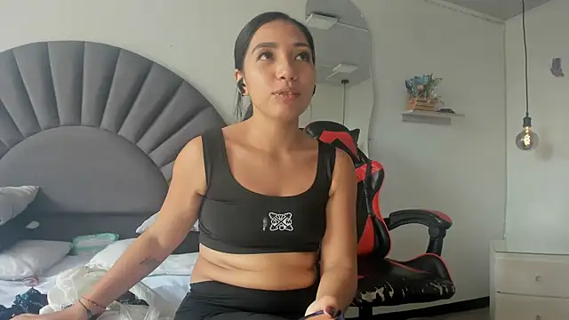 VioletR osse online show from 08/02/26, 02:37