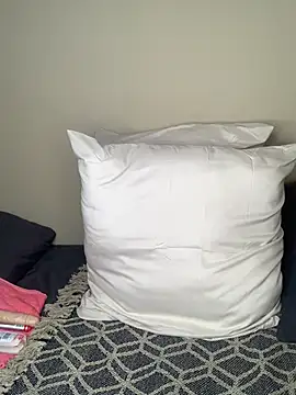 petitebunnyworxxxx online show from 06/25/26, 01:48