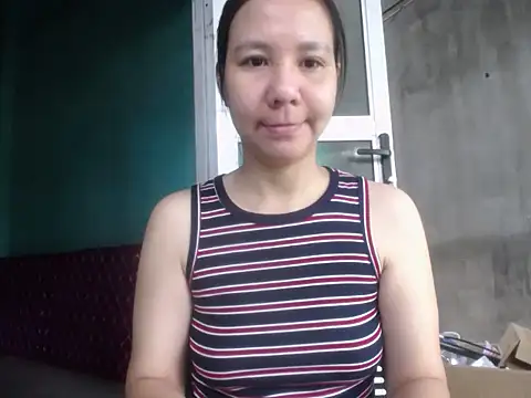 Snapshot of __Lily24__ chatting on 07/01/26, 02:02 Lily24 online show from 07/01/26, 02:02