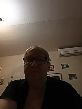 Molli1408 online show from 07/11/26, 01:36