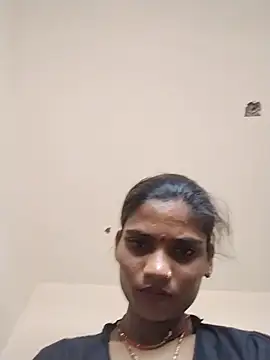 Snapshot of Ishani_sharmaa chatting on 07/18/26, 07:01 Ishani sharmaa online show from 07/18/26, 07:01