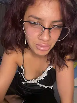 Snapshot of BiaaSexxy chatting on 07/13/26, 06:33 BiaaSexxy online show from 07/13/26, 06:33