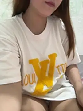 nhungbaby12 online show from 07/04/26, 08:59