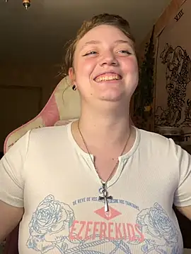 lily shamy online show from 07/08/26, 07:07