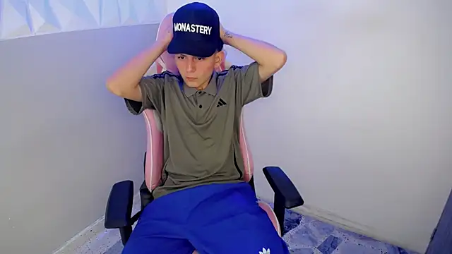 Hot athletes  online show from 07/02/26, 09:21